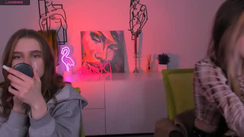 Luna online show from 10.21.25