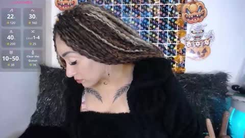 luna_vitihot online show from 10.23.25