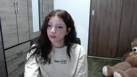 lunaa_sub online show from 10.03.25