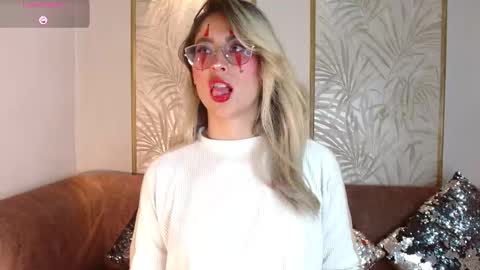 Luna online show from 10.23.25