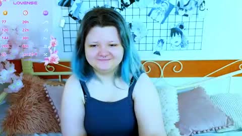 Snapshot of lunaar_ chatting on 05.31.26 Luna online show from 05.31.26