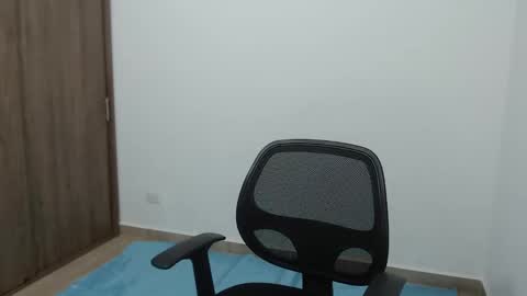 My name is luna Lovense is active my orgasms in your hands Give me more pleasure and make me cum PVT IS OPEN online show from 12.05.24