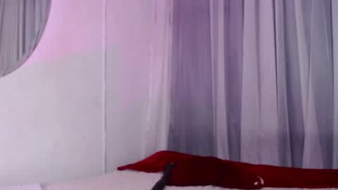 Snapshot of lunaembercs chatting on 09.30.25 Luna online show from 09.30.25