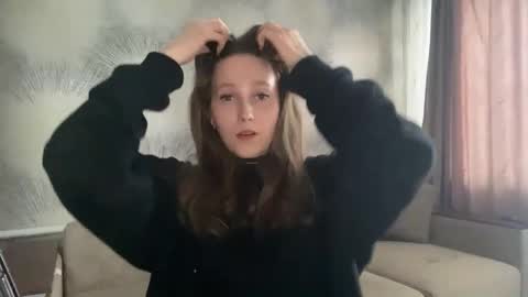 lunafeather online show from 01.17.26