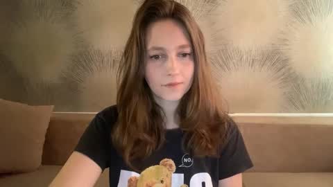 lunafeather online show from 02.21.26