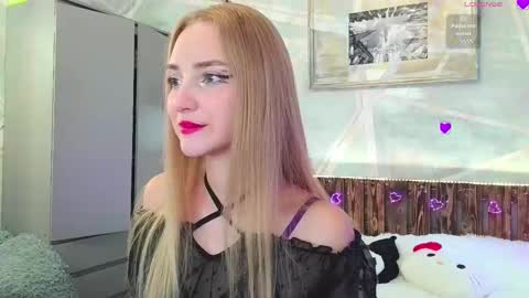 Luna online show from 09.18.25