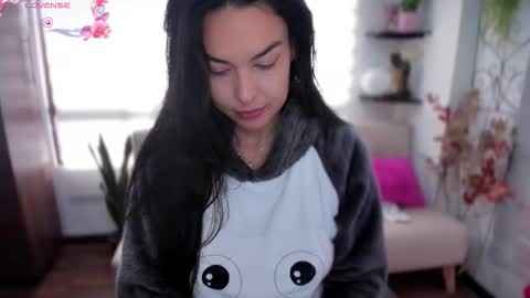 Snapshot of lunagasai_ chatting on 10.10.25 Luna online show from 10.10.25