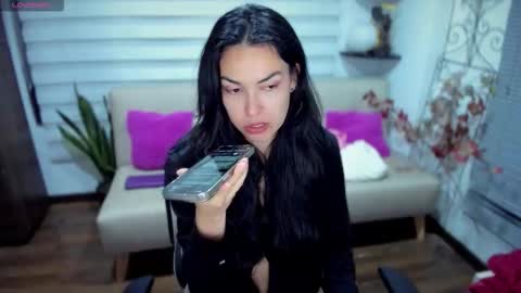 Snapshot of lunagasai_ chatting on 10.30.25 Luna online show from 10.30.25