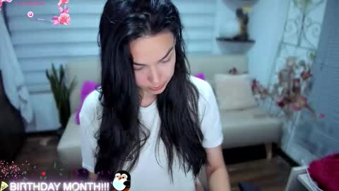 Snapshot of lunagasai_ chatting on 11.07.25 Luna online show from 11.07.25