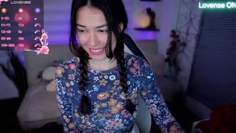 Snapshot of lunagasai_ chatting on 04.28.26 Luna online show from 04.28.26