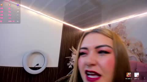 Snapshot of lunakitty_tay chatting on 07.08.26 LUNA KITTY online show from 07.08.26
