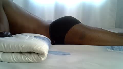 Snapshot of lunalove22_ chatting on 10.16.25 lunalove22_ online show from 10.16.25