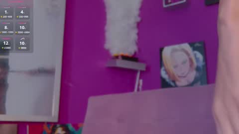 Snapshot of lunamistyc chatting on 03.01.25 Luna online show from 03.01.25