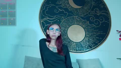 Snapshot of lunamistyc chatting on 09.18.25 Luna online show from 09.18.25