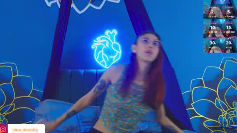 Snapshot of lunamistyc chatting on 10.13.25 Luna online show from 10.13.25