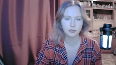 Snapshot of lunamystique_ chatting on 02.09.26 lunamystique_ online show from 02.09.26