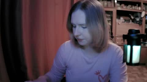 Snapshot of lunamystique_ chatting on 04.29.26 lunamystique_ online show from 04.29.26