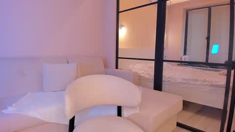 Snapshot of lunaonekiss chatting on 02.06.25 Aisha online show from 02.06.25