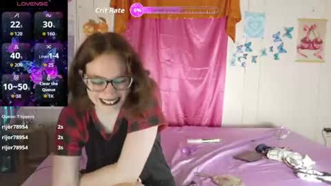 Snapshot of lunaquinn45 chatting on 06.25.26 lunaquinn45 online show from 06.25.26