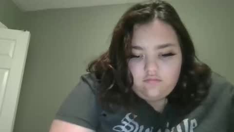 Snapshot of lunar_nightstar chatting on 09.14.25 lunar_nightstar online show from 09.14.25