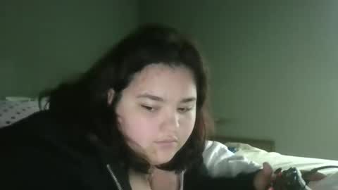 Snapshot of lunar_nightstar chatting on 09.17.25 lunar_nightstar online show from 09.17.25