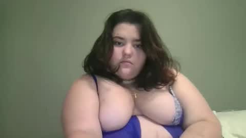 Snapshot of lunar_nightstar chatting on 10.15.25 lunar_nightstar online show from 10.15.25