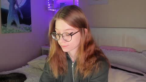 Snapshot of lunar_sofia chatting on 12.09.24 Sofia online show from 12.09.24