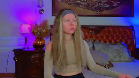 Luna Rishi online show from 01.13.26