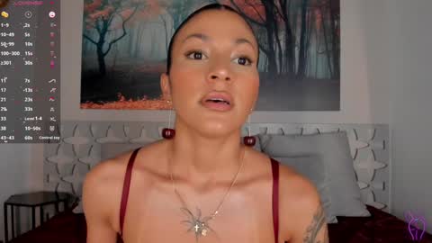 Luna Ruso  online show from 01.12.25