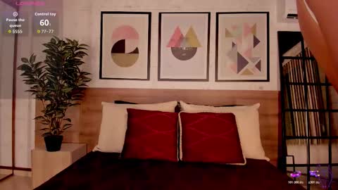 Luna Ruso  online show from 11.29.25