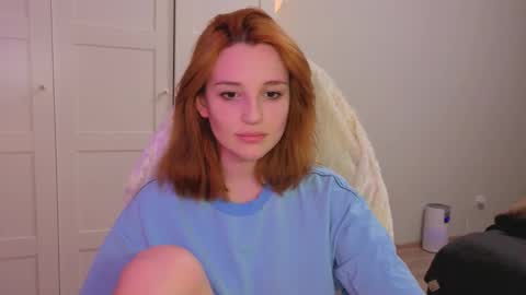 Snapshot of lunatale chatting on 02.23.26 Kate online show from 02.23.26