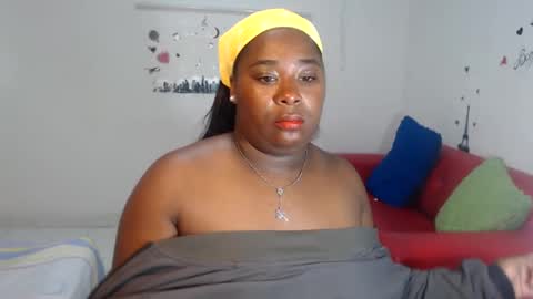 luna thaylor online show from 12.06.24