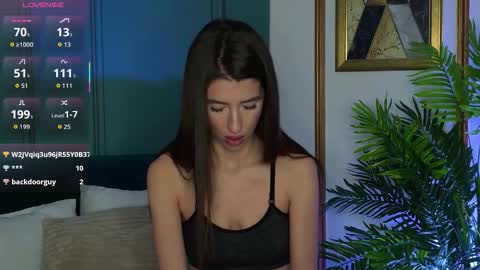 Luna online show from 12.21.25