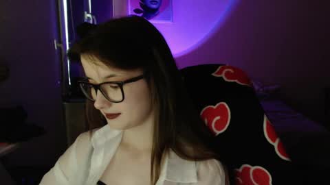 LunaXcherry online show from 05.26.26