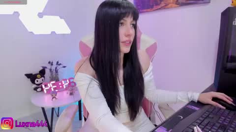   online show from 04.20.26