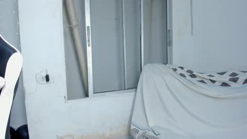 Snapshot of lunay_bigcock420 chatting on 10.23.25 lunay_bigcock420 online show from 10.23.25