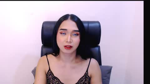 Snapshot of luningning_parker chatting on 04.23.26 luningning_parker online show from 04.23.26
