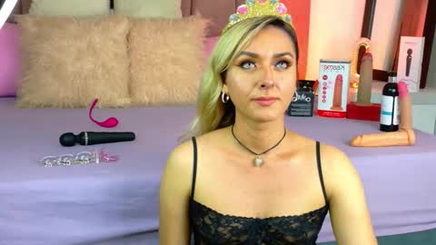 Snapshot of lunitadiva chatting on 01.18.26 lunitadiva online show from 01.18.26