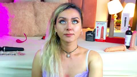 Snapshot of lunitadiva chatting on 02.01.26 lunitadiva online show from 02.01.26