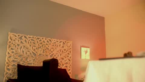 Snapshot of lupeebony chatting on 10.11.25 lupe online show from 10.11.25