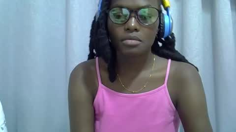 sweet girl online show from 10.15.25