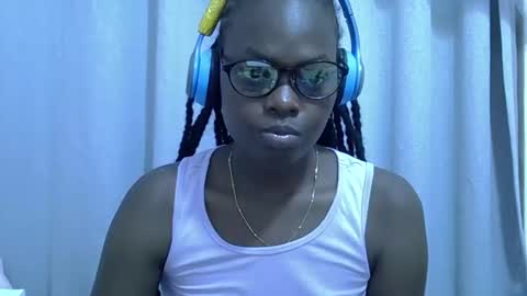 sweet girl online show from 10.30.25