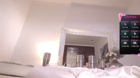 lusciouslipsxx online show from 06.30.26