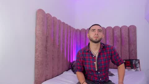 Lushian And Luna online show from 03.12.26