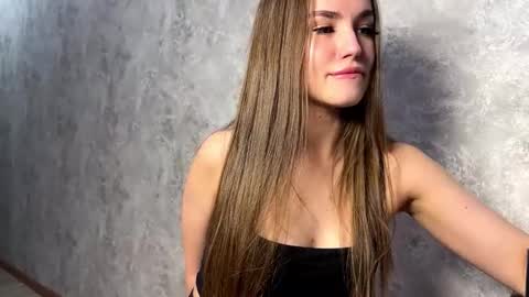 Snapshot of lushmira chatting on 11.17.25 Mira online show from 11.17.25