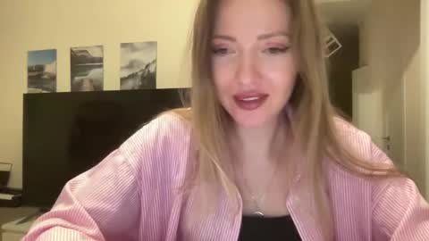 lusiluv online show from 10.11.25