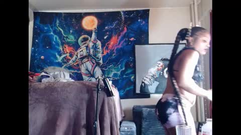 Snapshot of lust_j chatting on 10.23.25 LUST online show from 10.23.25