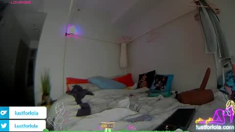 Snapshot of lustforlola chatting on 07.28.26 LOLA online show from 07.28.26