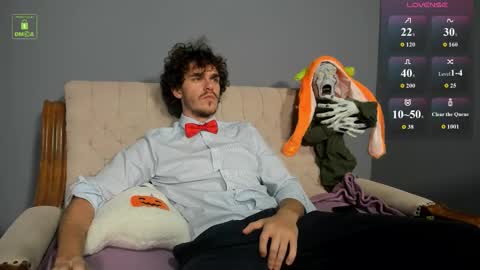 lustfullooking online show from 10.17.25