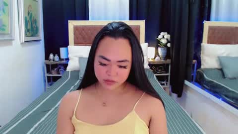 Snapshot of lustfuloffendertrina chatting on 01.24.25 Trina online show from 01.24.25